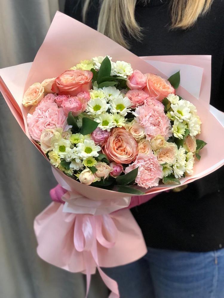 Букет цветов из: Гвоздики, Розы и Хризантемы в Радужном Владимирской области