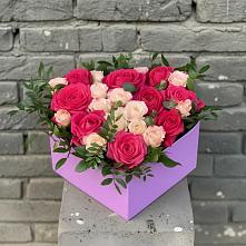 Цветочная композиция из Розы в коробке в Радужном Владимирской области