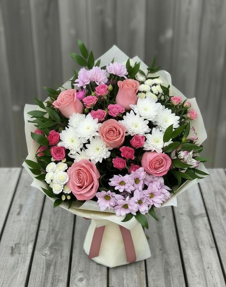 Букет цветов из: Альстромерии, Гвоздики, Розы и Хризантемы в Радужном Владимирской области