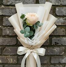 Букет цветов из:  Розы в Радужном Владимирской области