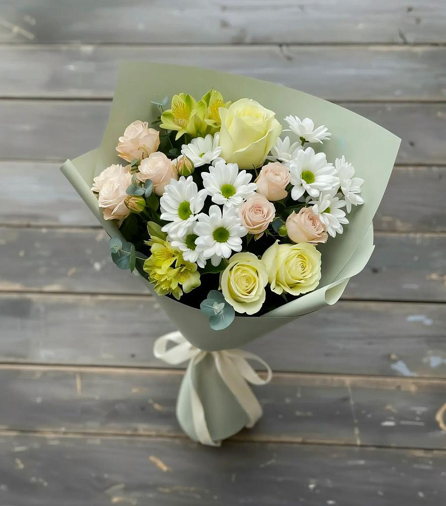Букет цветов из: Альстромерии, Розы и Хризантемы в Радужном Владимирской области