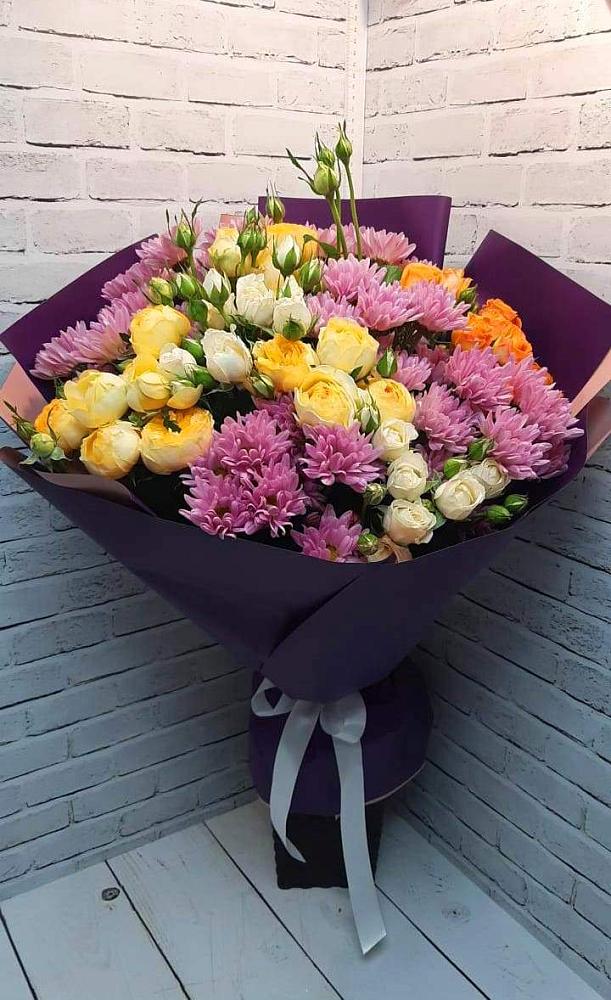 Букет цветов из: Хризантемы и Розы в Радужном Владимирской области
