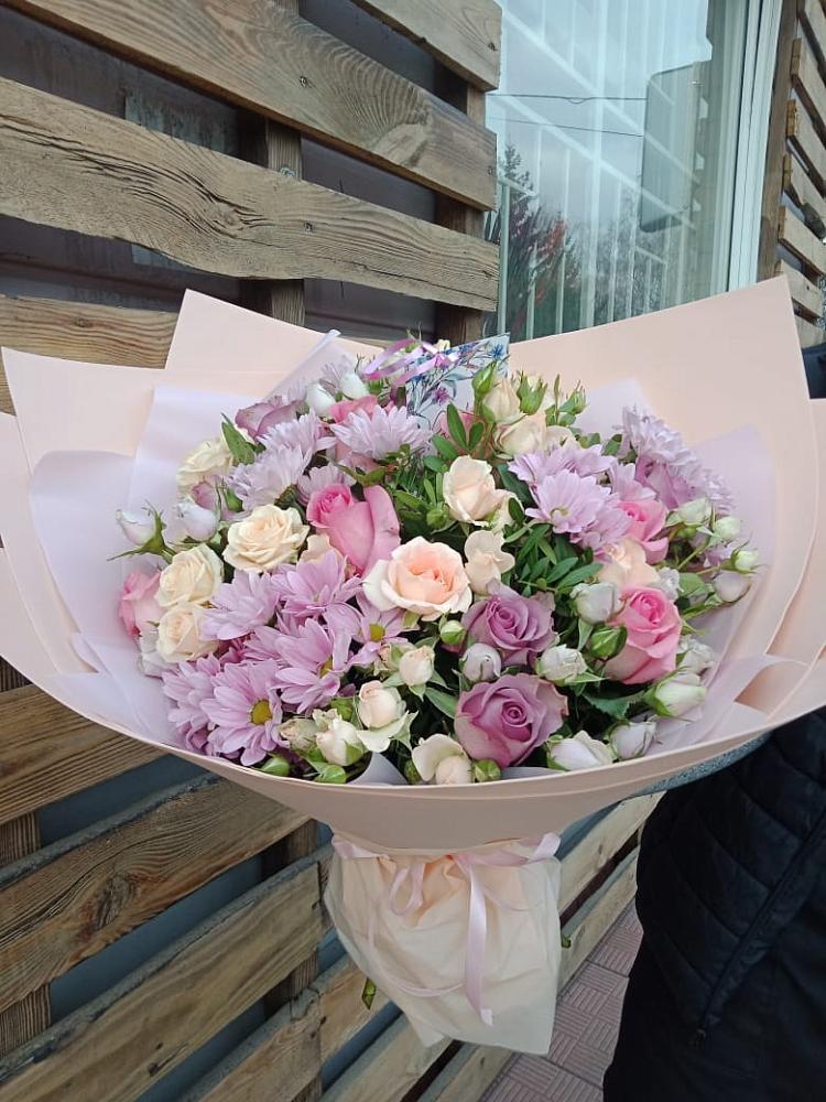 Букет цветов из: Розы и Хризантемы в Радужном Владимирской области