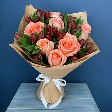 Букет цветов из:  Розы и Альстромерии в Радужном Владимирской области