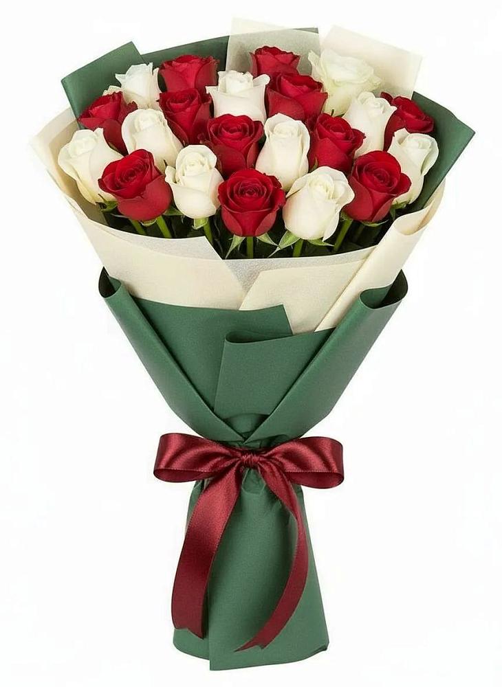 Букет Микс из красных и белых роз в Радужном Владимирской области