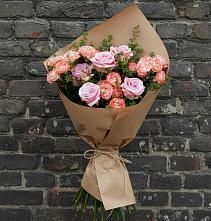 Букет цветов из:  Розы в Радужном Владимирской области