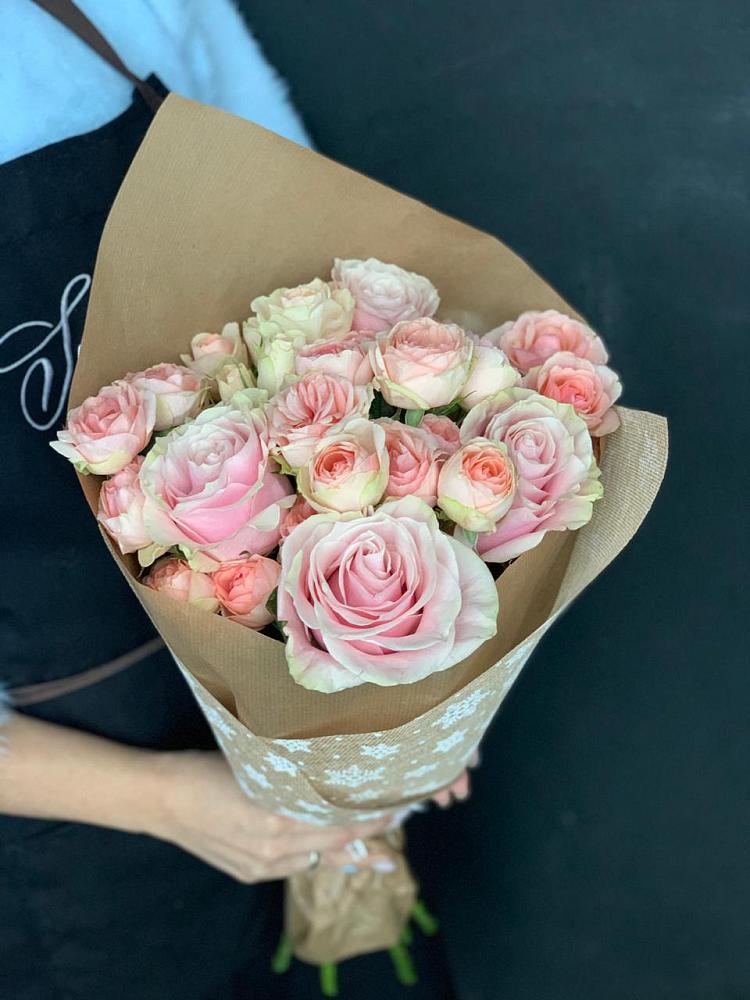 Букет цветов из: Хризантемы и Розы в Радужном Владимирской области