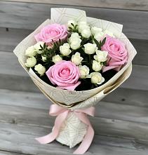 Букет цветов из:  Розы #REPLACE_PRED# Радужном Владимирской области