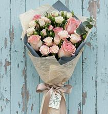Букет цветов из:  Розы в Радужном Владимирской области