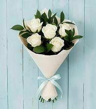 Букет цветов из:  Розы в Радужном Владимирской области