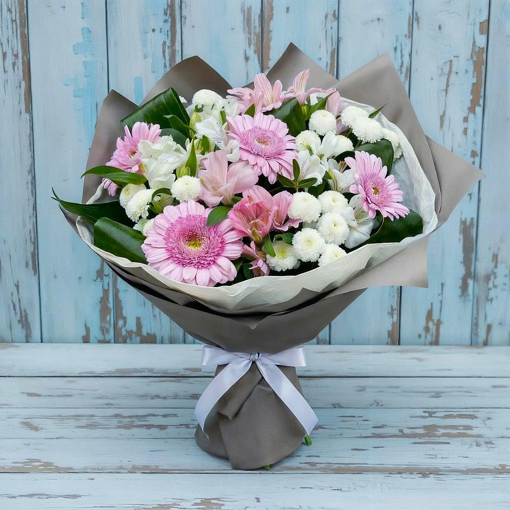 Букет цветов из: Герберы, Альстромерии и Хризантемы в Радужном Владимирской области