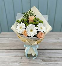 Букет цветов из:  Герберы, Розы и Хризантемы в Радужном Владимирской области