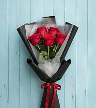 Букет цветов из:  Розы в Радужном Владимирской области