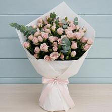 Букет цветов из:  Розы в Радужном Владимирской области