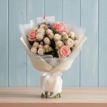 Букет цветов из:  Розы #REPLACE_PRED# Радужном Владимирской области