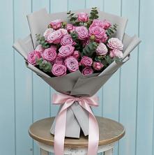 Букет цветов из:  Розы в Радужном Владимирской области